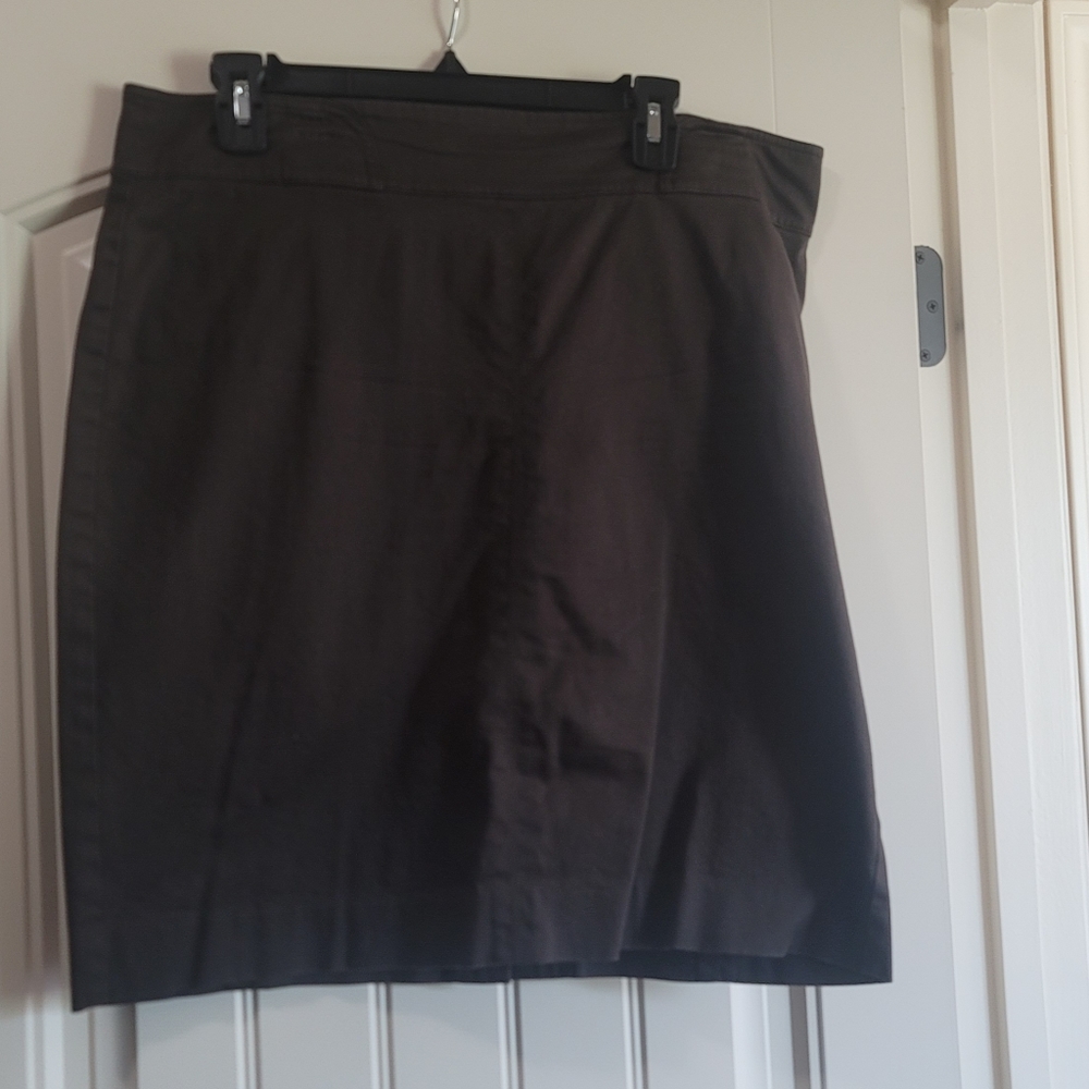 Dark brown skirt